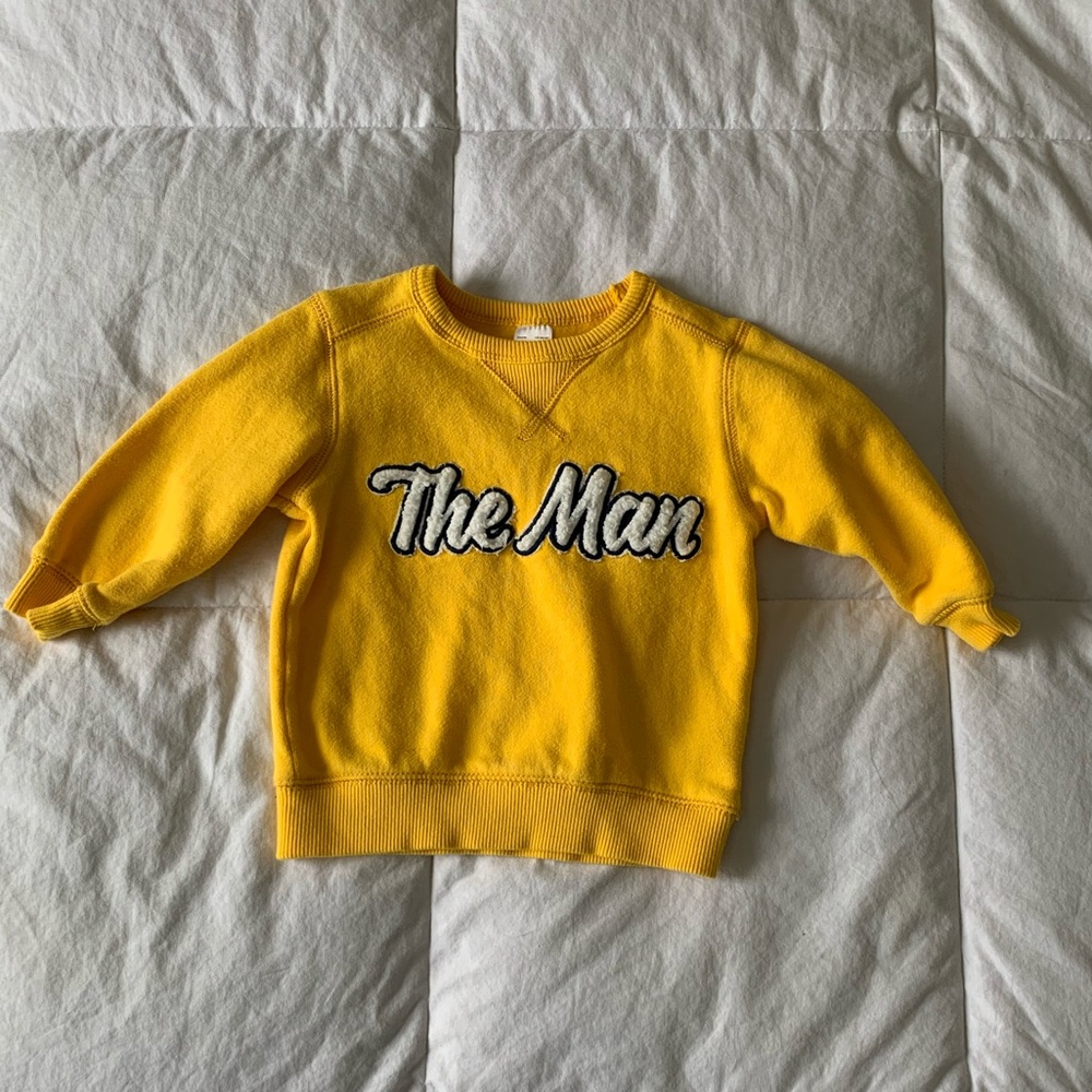 Only worn once 12 month sweatshirt.